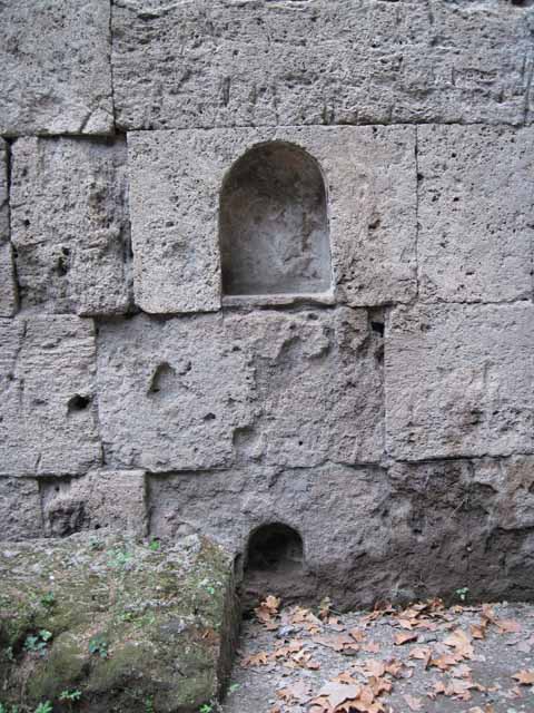 Pompeii. Porta di Stabia or Stabian Gate. March 2009. Upper niche in east wall.