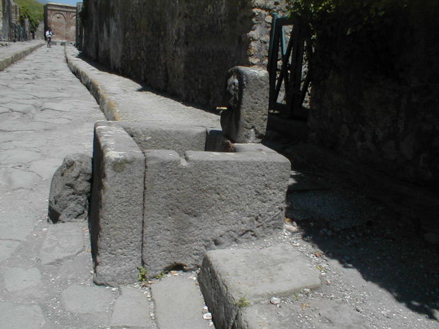 Fountain at VI.16.28