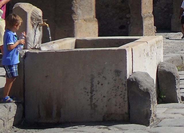Fountain at VII.9.67