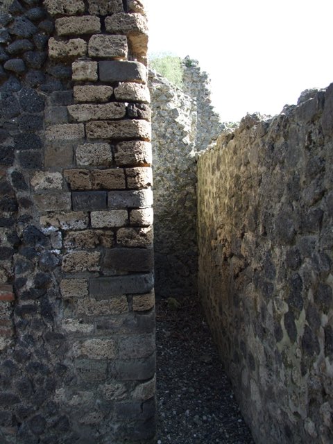 I.3.3 Pompeii. September 2010. Looking north along narrow area of corridor or latrine. Photo courtesy of Drew Baker.
