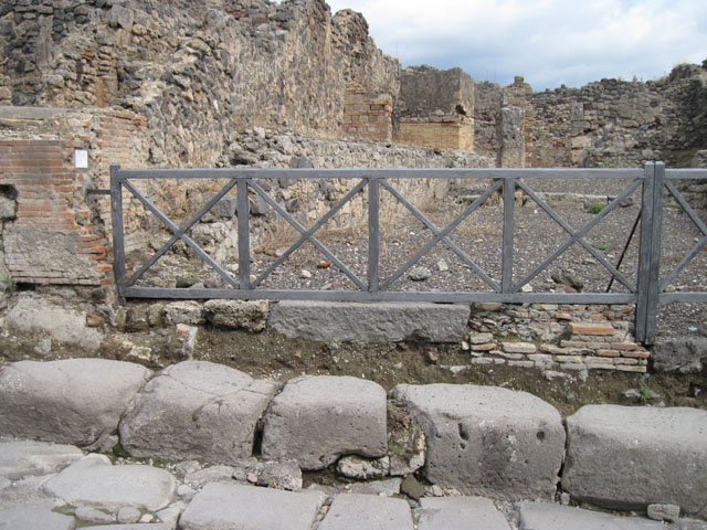 I.3.10 Pompeii. September 2010. Looking east from doorway across entrance room towards rear. Photo courtesy of Drew Baker. Most of this entrance room would have been entered from I.3.9.
