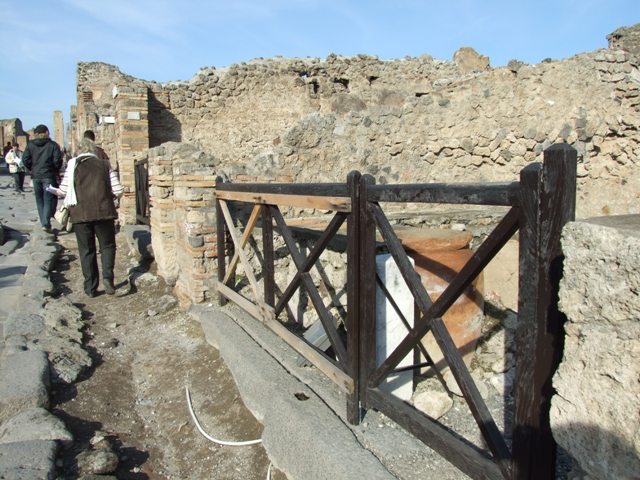 I.3.11 Pompeii.  December 2007. Looking to the north east corner.