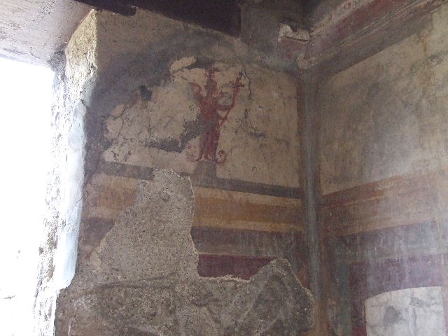 I.3.25 Pompeii. December 2006. Pseudoperistyle, cistern mouth.