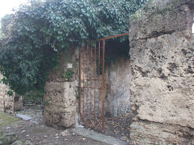 I.3.25 Casa dei Guerrieri. 2 rooms to north of entrance