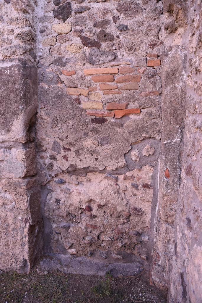 I.4.10 Pompeii. October 2019. Detail of blocked doorway in east wall.
Foto Tobias Busen, ERC Grant 681269 DCOR.
