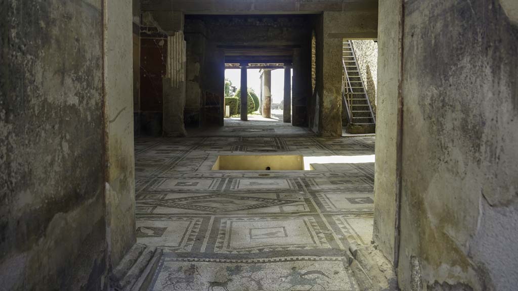 I.7.1 Pompeii. August 2021. Looking south towards atrium from entrance corridor. Photo courtesy of Robert Hanson.