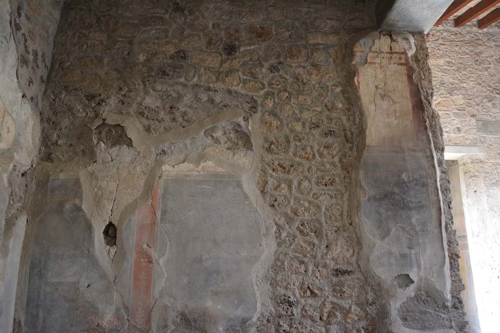 I.8.17 Pompeii. March 2019. Room 7, upper west wall.   
Foto Annette Haug, ERC Grant 681269 DCOR.
