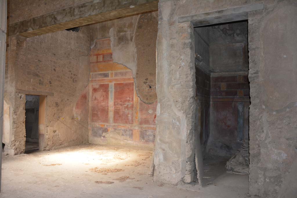 I.8.17 Pompeii. March 2019. Room 13, north ala, on right, with room 12, on right. Looking north-west from atrium 3.
Foto Annette Haug, ERC Grant 681269 DCOR.

