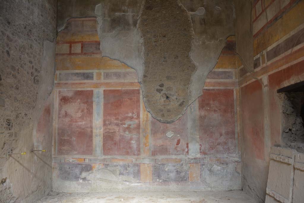 I.8.17 Pompeii. March 2019. Room 13, looking north in ala. 
Foto Annette Haug, ERC Grant 681269 DCOR.

