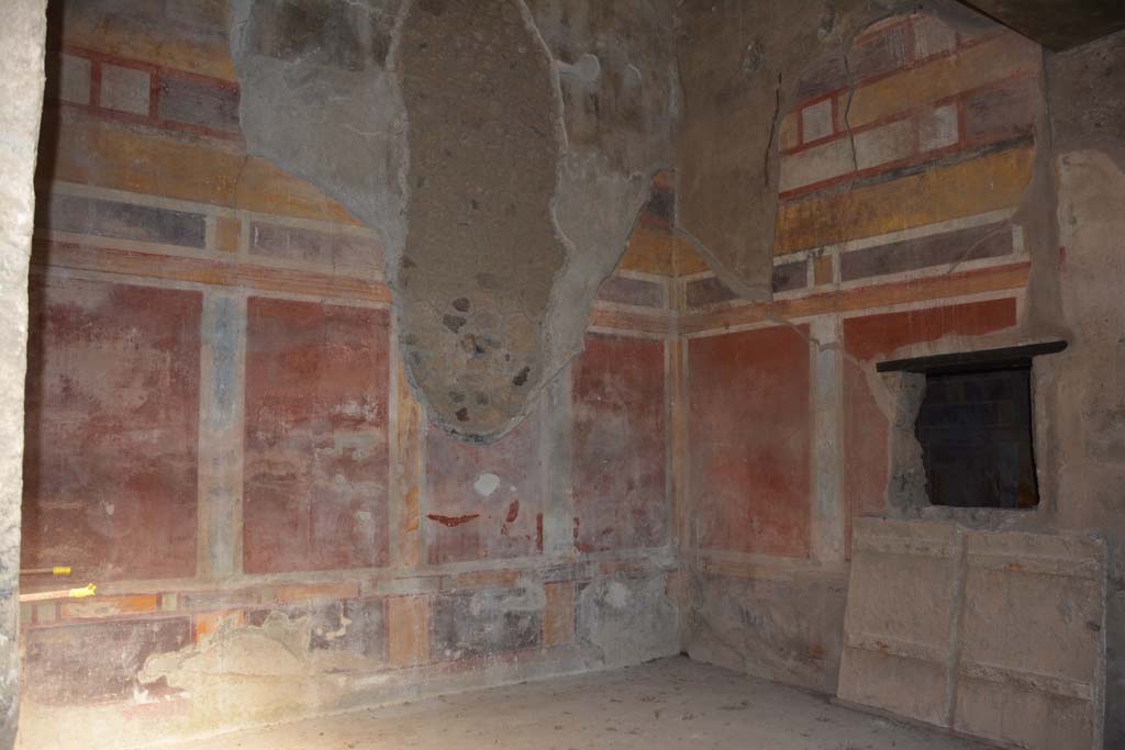 I.8.17 Pompeii. October 2019.  Room 13, looking towards north-east corner.
Foto Annette Haug, ERC Grant 681269 DCOR.

