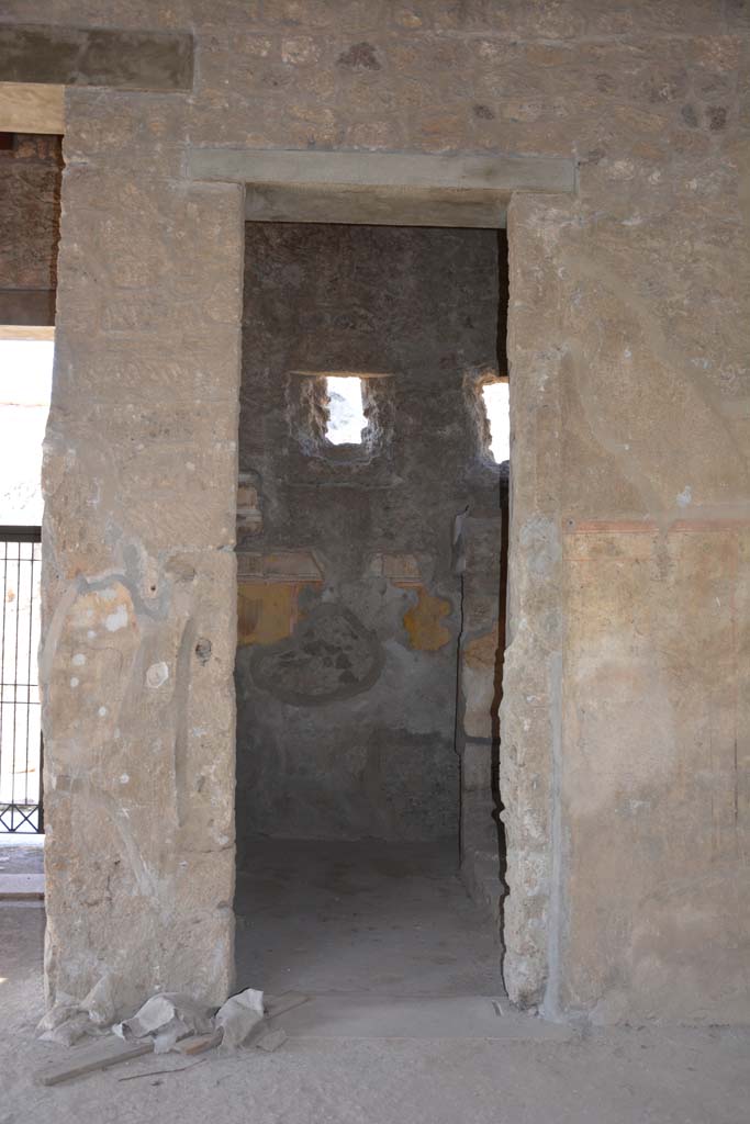I.8.17 Pompeii. October 2019. Doorway to room 15 on north side of entrance corridor.
Foto Annette Haug, ERC Grant 681269 DCOR.
