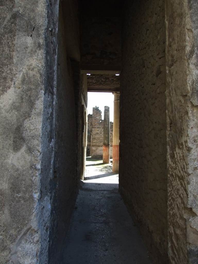 I.9.5 Pompeii. March 2009. Room 7 Corridor to rear of house