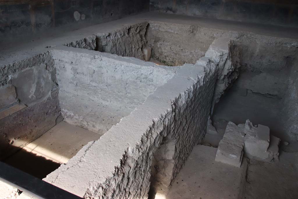 I.10.4 Pompeii. September 2021. Room 18, rooms below the floor level of the triclinium. Photo courtesy of Klaus Heese.