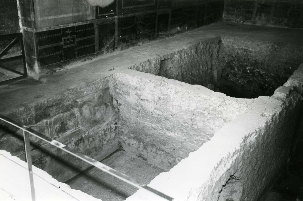 I.10.4 Pompeii. 1972. House of Menander, room under triclinium, NE location of room. Photo courtesy of Anne Laidlaw.
American Academy in Rome, Photographic Archive. Laidlaw collection _P_72_8_8.
