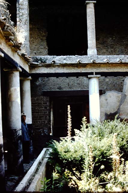 I.10.11 Pompeii. March 2009. Room 12. Cubiculum. Patterned floor.