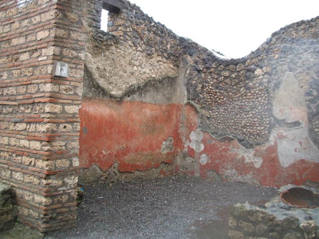 I.13.13 Pompeii. December 2004.  West wall, and north west corner.