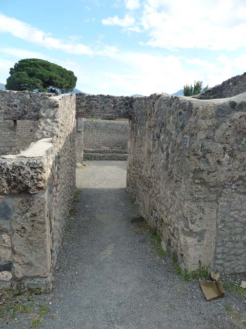 I.21.2 Pompeii. May 2005.
