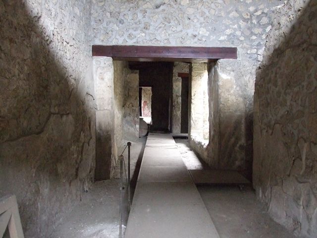 II.9.5 and II.9.4 on Via di Nocera.