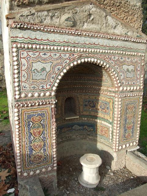 II.9.7. Garden entrance to House of Summer Triclinium.  December 2007.  Water tank on top of north fountain.