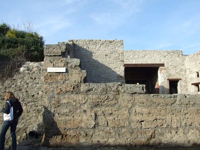 III.2.1 Pompeii.  March 2009.  Room 3.  Interior of the cupboard recess.