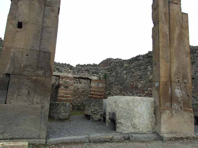 V.1.4 Pompeii. December 2006. Boilers or kettles on east side.