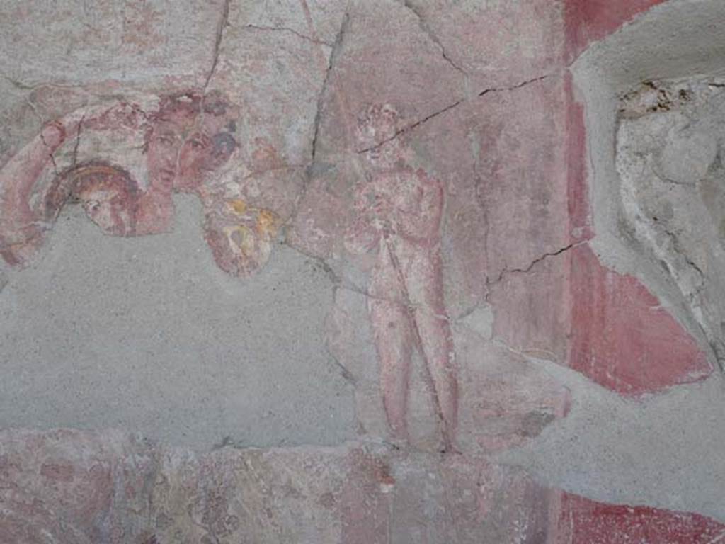 V.1.18 Pompeii. May 2012. Exedra “o”, detail from wall painting from central panel on north wall. Photo courtesy of Buzz Ferebee. 

