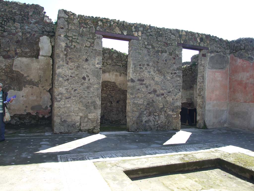 V.1.26 Pompeii. March 2009. Rooms “h”, “g” and “f”, on south side of atrium.