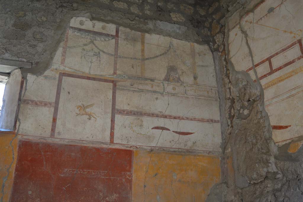 V.2.h Pompeii. October 2017. Cubiculum ‘c’, detail from upper north wall.
Foto Taylor Lauritsen, ERC Grant 681269 DÉCOR.
