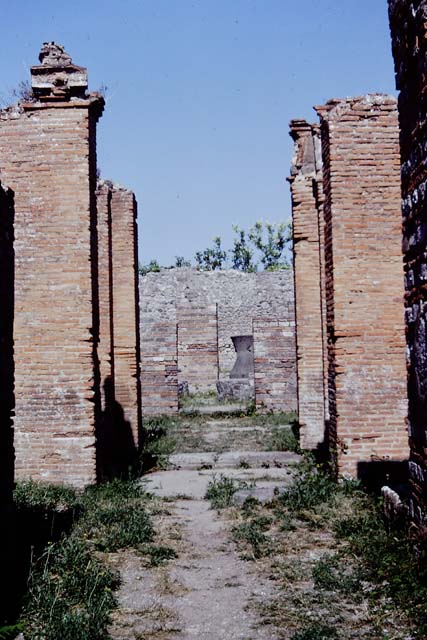 VI.3.3 Pompeii. March 2009. Doorway to Room 2. Cubiculum.