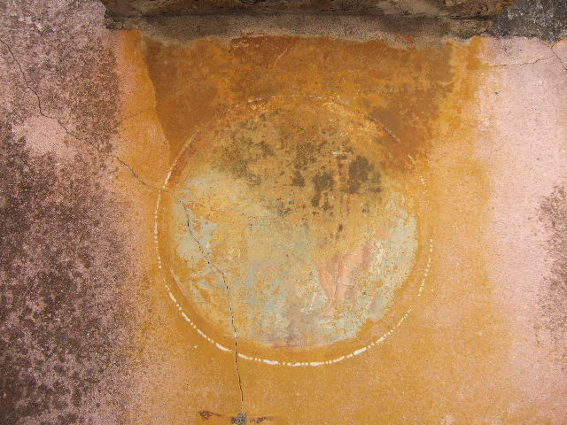 VI.5.5 Pompeii. December 2007. Niche in west wall of atrium.
According to Boyce, in a large room opening off the east side of the peristyle was “un larario” He gave the reference Ann. Inst., x, 1838, 186.
See Boyce G. K., 1937. Corpus of the Lararia of Pompeii. Rome: MAAR 14. (p.46, no.153)