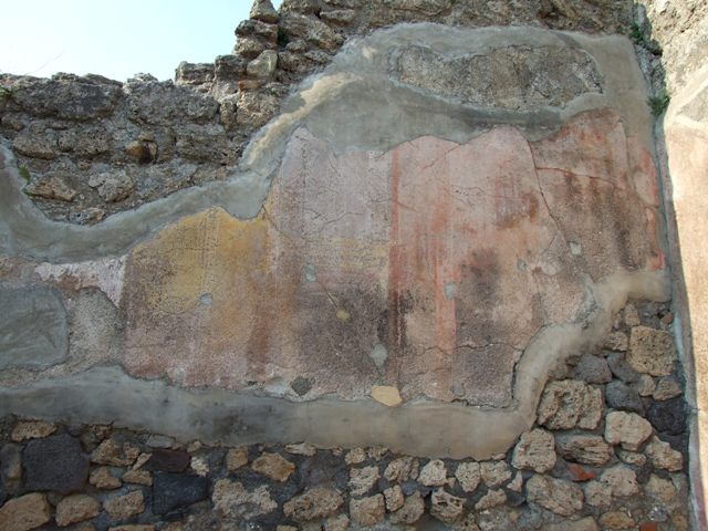 VI.7.6 Pompeii. March 2009. Room 11, painted decoration on south wall of ala. 