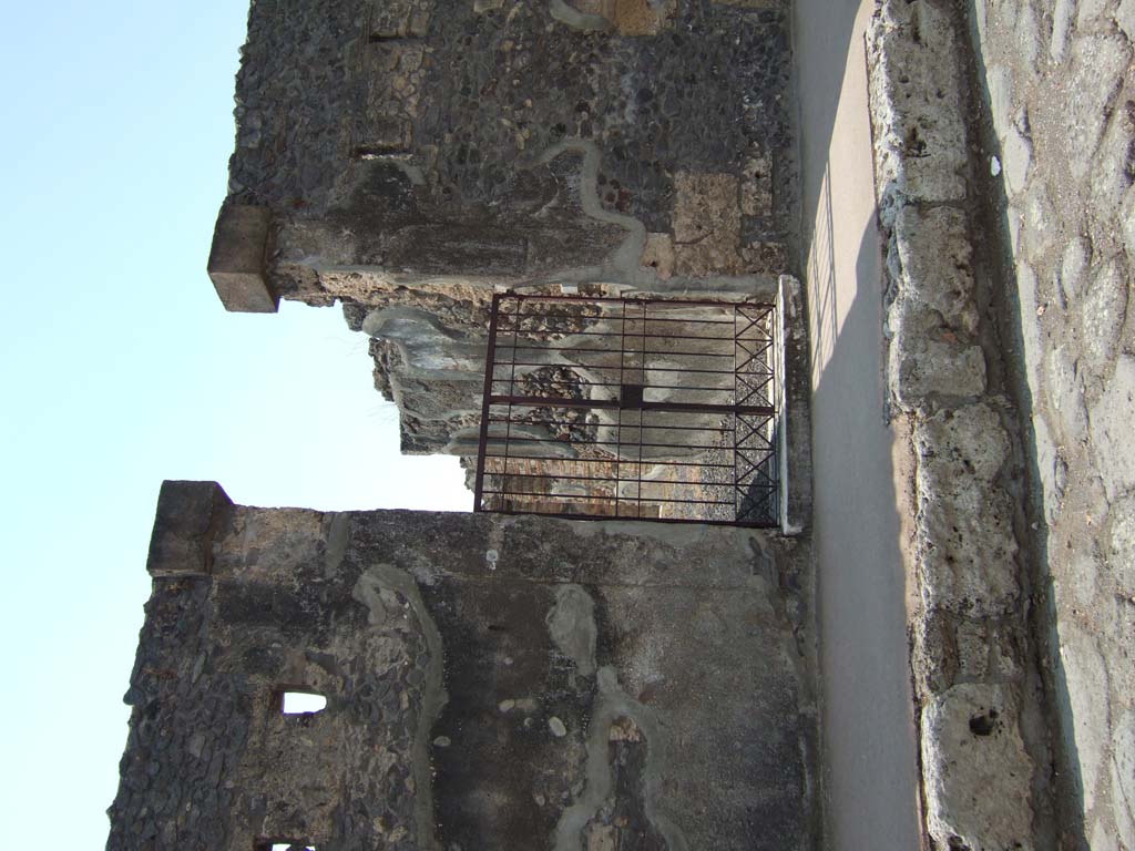 VI.7.19 Pompeii. December 2006. Entrance doorway.
