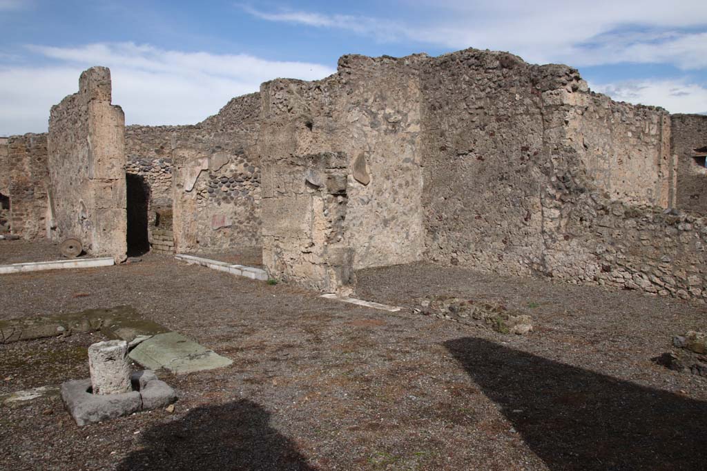 VI.13.2 Pompeii. October 2020. Looking north-east across atrium, towards rooms on east side. Photo courtesy of Klaus Heese.
