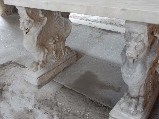 VI.15.8 Pompeii.  Kitchen area.