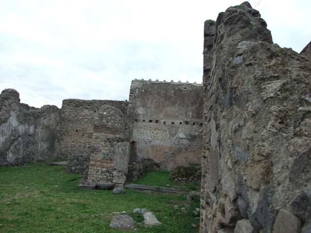 Via del Vesuvio, Pompeii. Looking north from fountain and water column between VI.16.3 and VI.16.4