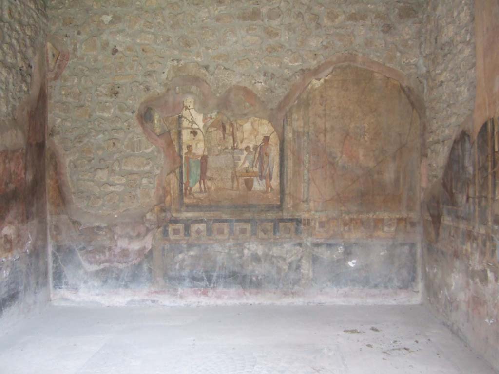 VI.16.7 Pompeii. May 2006. Room G, east wall of oecus.  