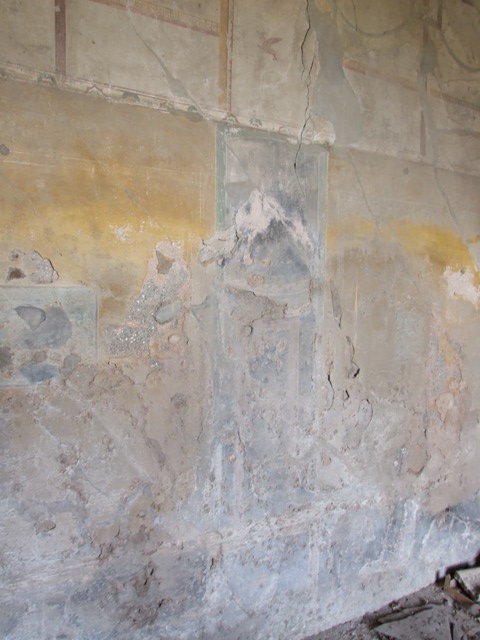 VI.16.27 Pompeii. March 2009. Room 20, West wall, with window.