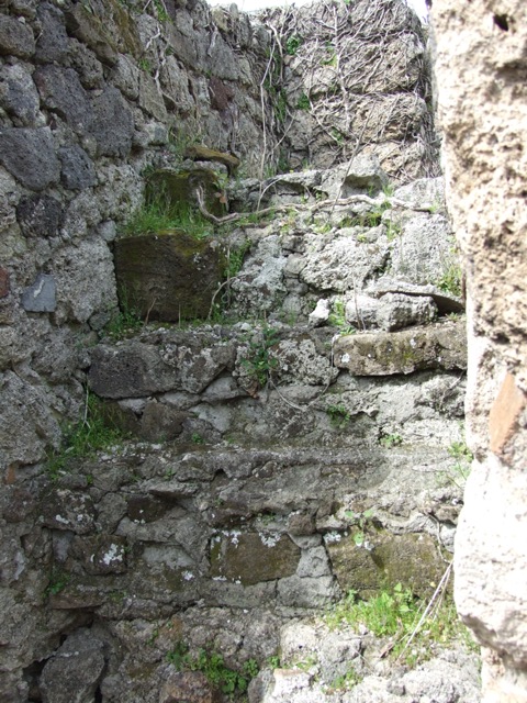 VI.16.27 Pompeii.  March 2009.  Room 3,  South west corner, with window in west wall.