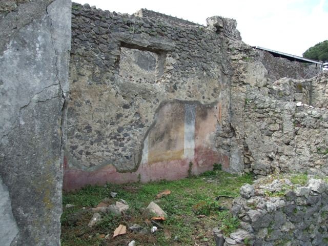 VI.16.29 Pompeii.  March 2009. Doorway to Room 2, Oecus.