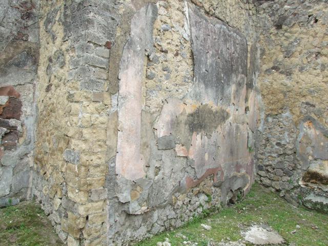 VII.2.14 Pompeii.  March 2009. Two rooms on north side of corridor.  Entrance from corridor.