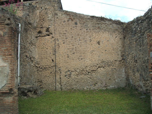 VII.2.46 Pompeii.  December 2007.  North wall.