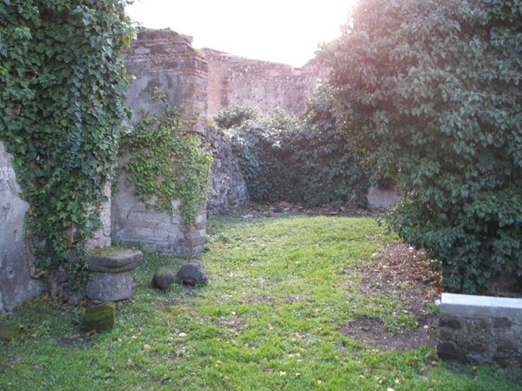 VII.3.38 Pompeii. December 2004. Looking west across atrium towards triclinium or workshop?