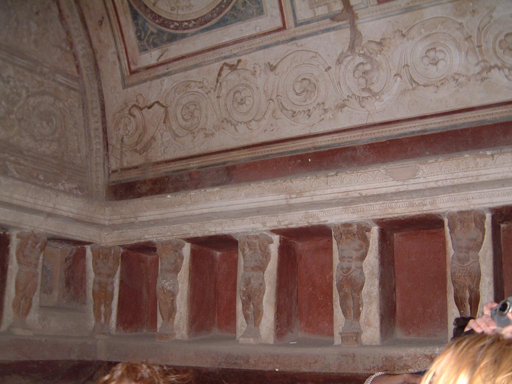 VII.5.24 Pompeii. May 2001. Telamons in tepidarium (37), south-west corner. Photograph courtesy of Current Archaeology.