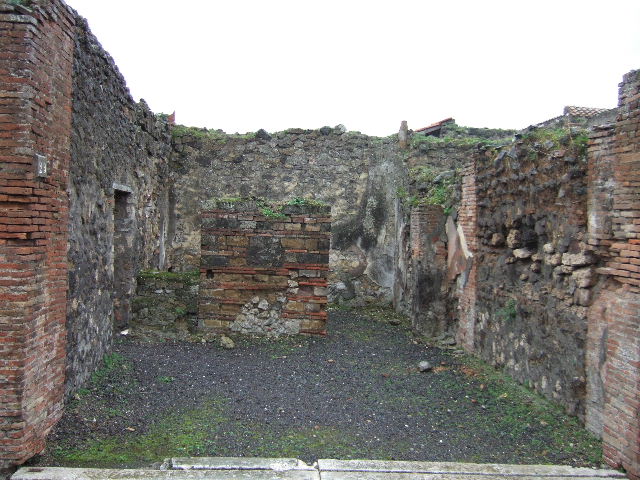 VII.9.29 Pompeii. March 2009. Remains of stairs to upper floor in south east corner.