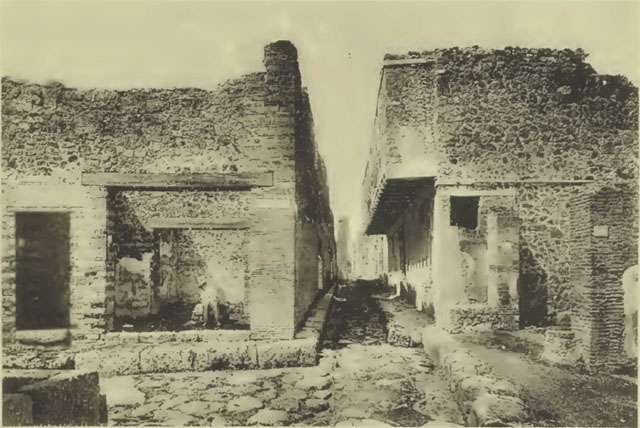 VII.12.28 Pompeii. December 2005. East end of upper floor.