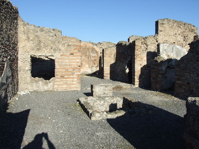 VII.14.15 Pompeii. December 2006. North wall of cubiculum in north-west corner.

 
