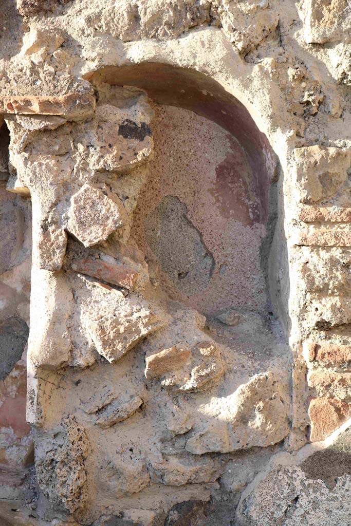 VII.15.5 Pompeii. December 2018. Arched niche from north wall. Photo courtesy of Aude Durand.