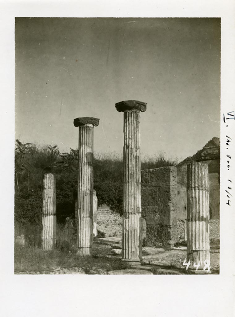 VII.16.13 Pompeii but shown as VI.Ins.Occ, on photo. Pre-1937-39. 
Detail of columns on east side of pool in peristyle.
Photo courtesy of American Academy in Rome, Photographic Archive. Warsher collection no. 448.
