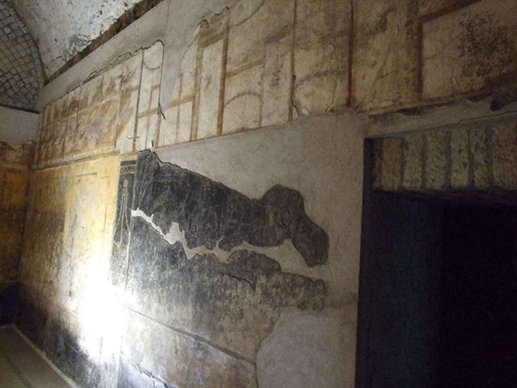VII.16.a Pompeii. December 2006. Room 7, south wall.