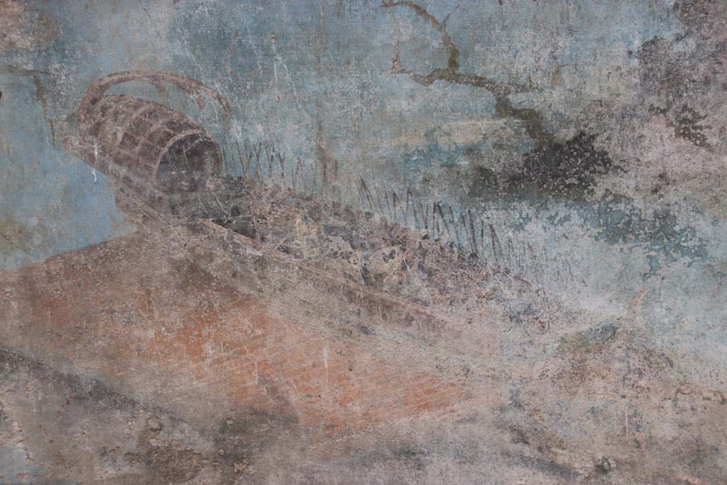 VII.16.a Pompeii. May 2015. Room 9, detail from lower south wall. Photo courtesy of 
